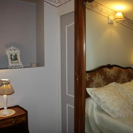 Le Clos Du Jubin Bed and breakfast